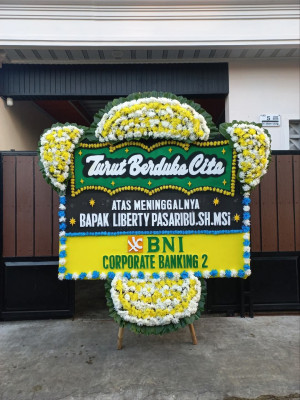 Papan Bunga Duka di Pateten Satu