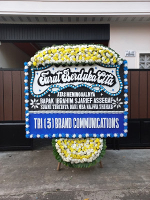 Papan Bunga Duka di Pateten Satu